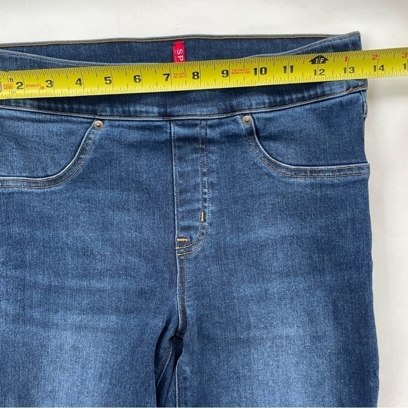 Spanx Distressed Ankle Skinny Jeans, Medium Wash Size Small - Picture 10 of 12
